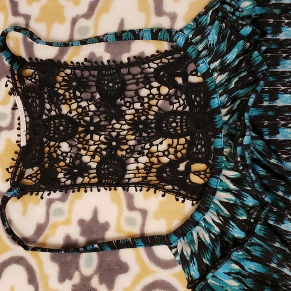 Blouse - Picture 4 of 4